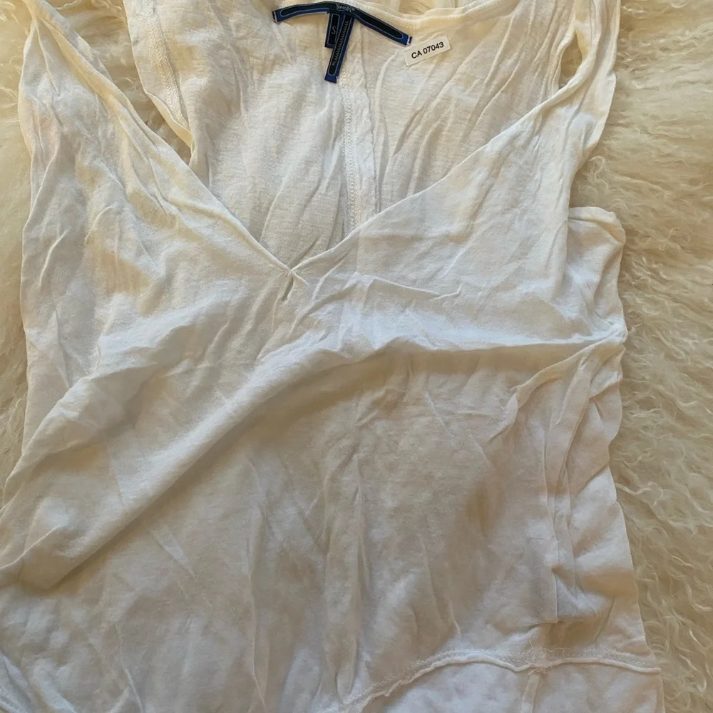 Like New Rare Yanuk women’s tank blouse in SZ S!!! - Picture 2 of 6